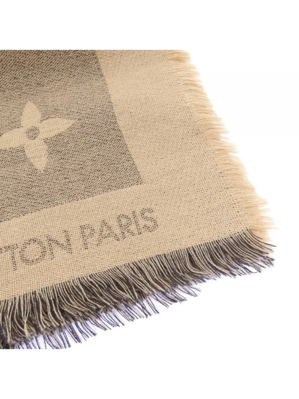 Louis Vuitton Monogram Giant Shawl Scarf